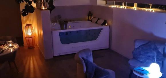 Loft avec jacuzzi balnéo et sauna privatif en Vendée