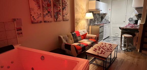 Gîte de Prestige avec Bain Spa privatif dans l'ain, près de LYON