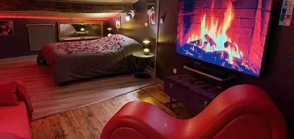 Love room AMBIANCE SECRET et spa privatif près de Lyon