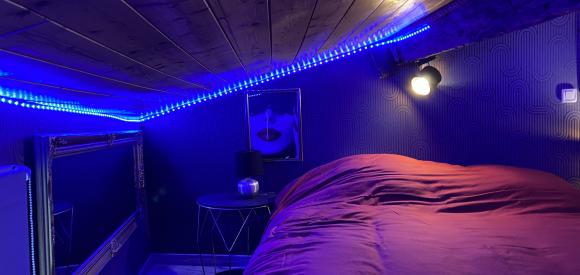 Love room AMBIANCE SECRET et spa privatif près de Lyon