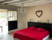 Gite Romantique de luxe avec jacuzzi et piscine, proche de Tours - 13