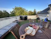 Appartement rooftop avec Jacuzzi Privatif, Centre Senlis, proche Paris - 2