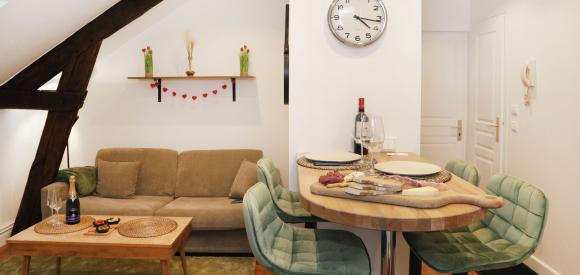 Appartement rooftop avec Jacuzzi Privatif, Centre Senlis, proche Paris
