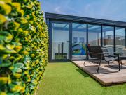 Love room  à thème salle de jeux pour adultes, espace jacuzzi et terrasse vue sur les toits, Libourne - 5