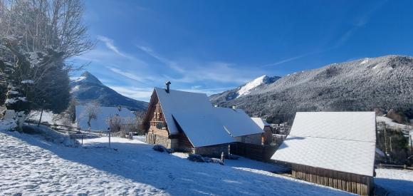 Manifique maison  avec JACUZZI, Isère