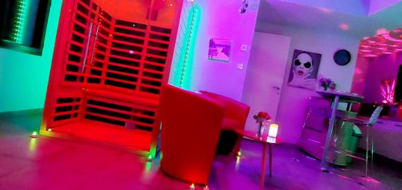 Séjour romantique en amoureux avec Jacuzzi et Sauna privatif dans maison indépendante àYchoux, proche Biscarrosse