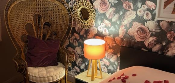 Love room ambiance Emmanuelle avec Bain SPA XXL