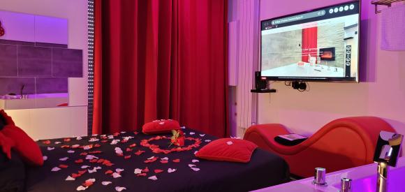 Suite romantique avec jacuzzi privatif au coeur d'Avignon