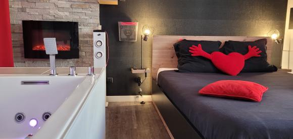 Suite romantique avec jacuzzi privatif au coeur d'Avignon