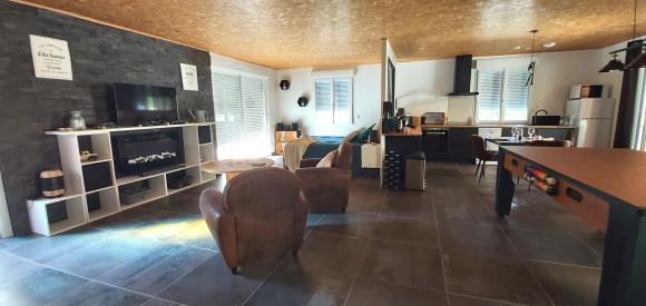 Loft de luxe avec piscine, spa et sauna individuels, à 10 min de Carcassonne