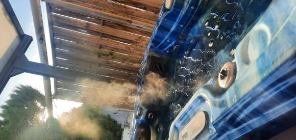Chambre de charme avec Jacuzzi privatif, proche Carcassonne