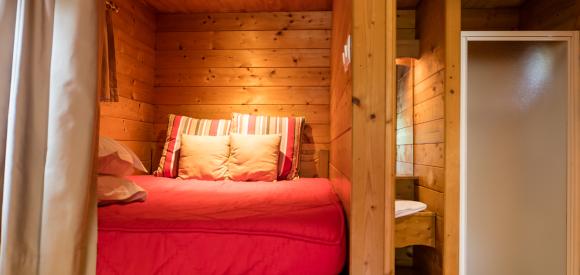 Roulotte Nuit d'Amour avec Spa privatif, Ardèche