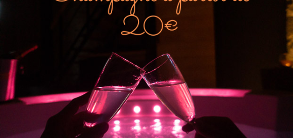 Suite avec spa , Charme, Balnéo Jacuzzi privatif, Proche Royan
