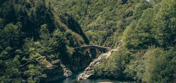 Cabane avec spa privatif Gorges de l'Ardèche