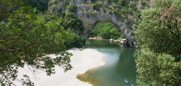 Cabane avec spa privatif Gorges de l'Ardèche