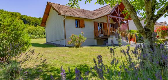 Chalet romantique avec Spa privatif, proche Brive