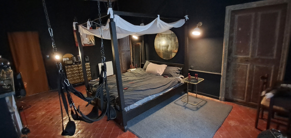 Love room 50 nuances de grey, proche Perpignan