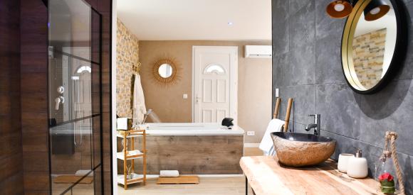 Love room de 35m2, avec jacuzzi privé, Hérault