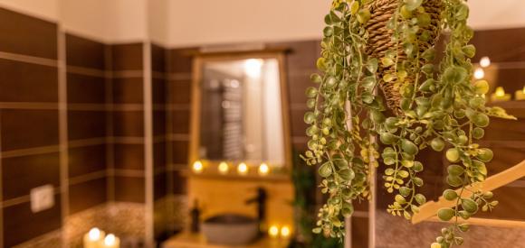 Magnifique Loveroom Bali avec Spa privé et parking, Centre Ville de Troyes