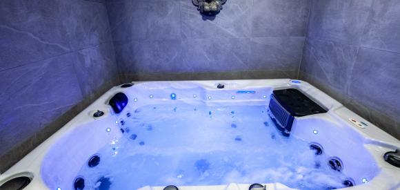 Gite romantique avec spa privatif proche Paris