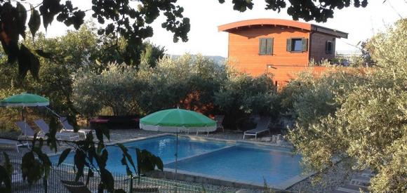 Cabane au milieu de la nature avec spa privatif, Ardèche