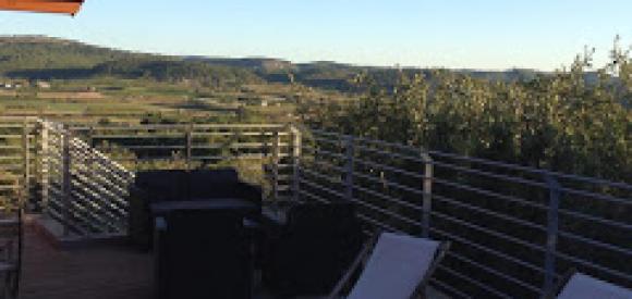 Cabane au milieu de la nature avec spa privatif, Ardèche