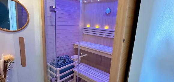 Love house avec spa, sauna et Hammam, Cantal
