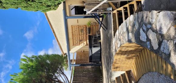 Chambre de charme avec Jacuzzi privatif, proche Carcassonne