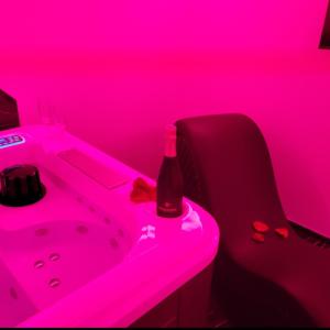Appartement avec Jacuzzi, sofa tantra, Seine Maritime