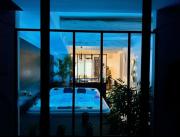 Suite romantique avec jacuzzi et matelas massant, esprit love room, proche Toulon - 1