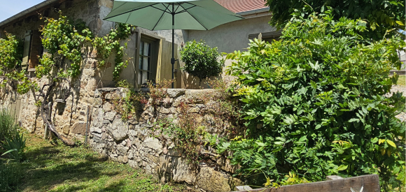 Maison avec spa privé de nage, sauna et lit hydro massant, Haute Vienne