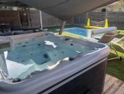 Gîtes Domaine de la chapelle avec piscine chauffée et jacuzzi privatifs, Cote d’Azur - 7