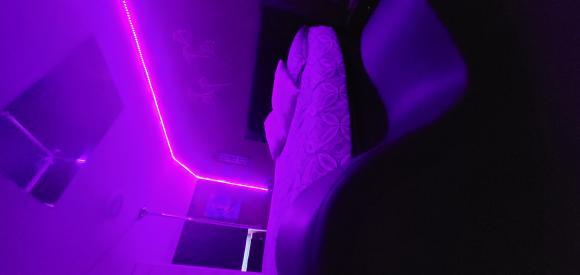 Love room Jacuzzi privé et douche sensorielle. Vieux, Calvados