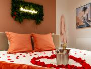 Love Room avec Jacuzzi et Sauna, Amiens - 28