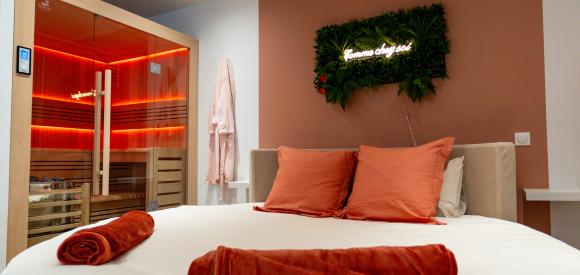 Love Room avec Jacuzzi et Sauna, Amiens