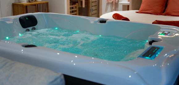 Love Room avec Jacuzzi et Sauna, Amiens