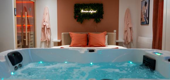 Love Room avec Jacuzzi et Sauna, Amiens