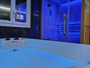 Love Room avec jacuzzi et sauna, Auxerre - 1