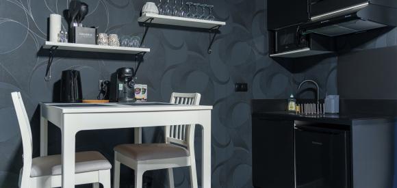 Love Room avec jacuzzi et sauna, Auxerre
