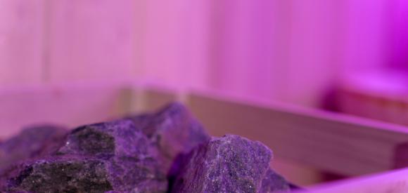 Love Room avec jacuzzi et sauna, Auxerre