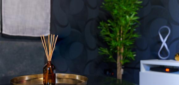 Love Room avec jacuzzi et sauna, Auxerre