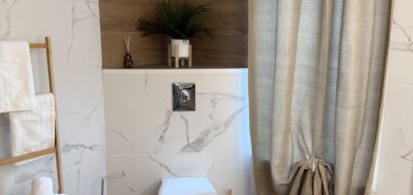 Loveroom avec jacuzzi ambiance zen