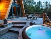 Cabane avec jacuzzi privatif - 1