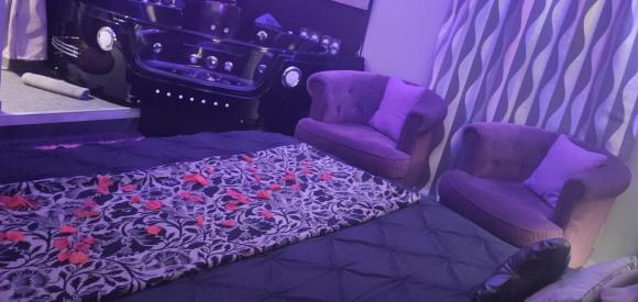 Appartement avec jacuzzi privatif et décoration romantique, au sud de Montpellier