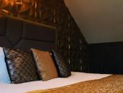 Suite love avec spa et sauna dans son ambiance baroque, proche Rennes - 13