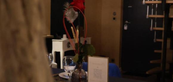 Suite love avec spa et sauna dans son ambiance baroque, proche Rennes