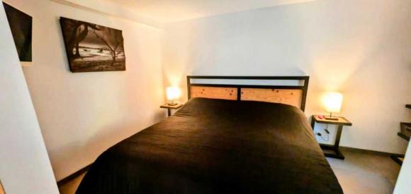 Gite Glamour et Bien-être Climatisé avec Jacuzzi Privatif et Piscine Chauffée Privative, Ardèche.