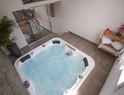 Chambre romantique avec jacuzzi privatif, proche Toulon - 4