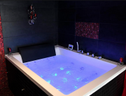 Suite romantique avec jacuzzi privé au coeur de la provence - 1