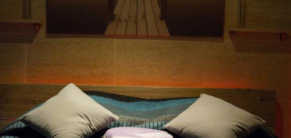Love Room avec jacuzzi privé, tout proche d'Avignon, Arles et Nîmes